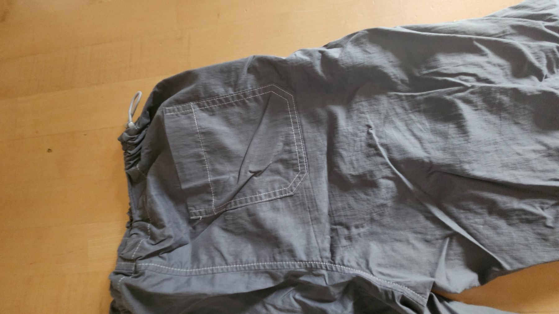 Next Pantaloni: Parachute-Hose Grau, Grösse XS – Usato da Nänikon venduto da Altibuy 2