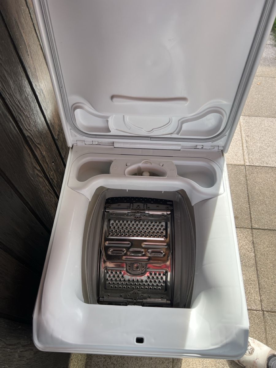 Machines à laver: Waschmaschine – D'occasion à Schmitten FR par nme_8wjh 1