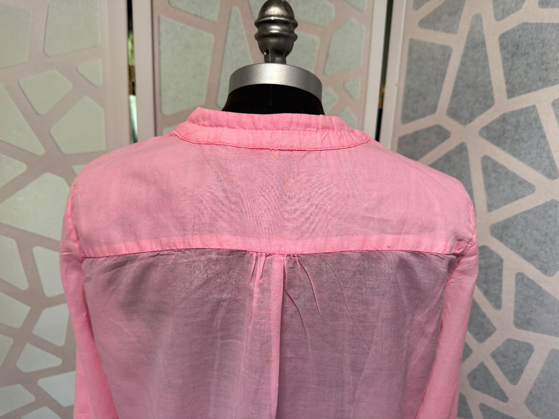 Blusen: Pink summer blouse with button details. S – Neu (gemäss Beschreibung) aus Grund b. Gstaad von PlageNeigeplus 5