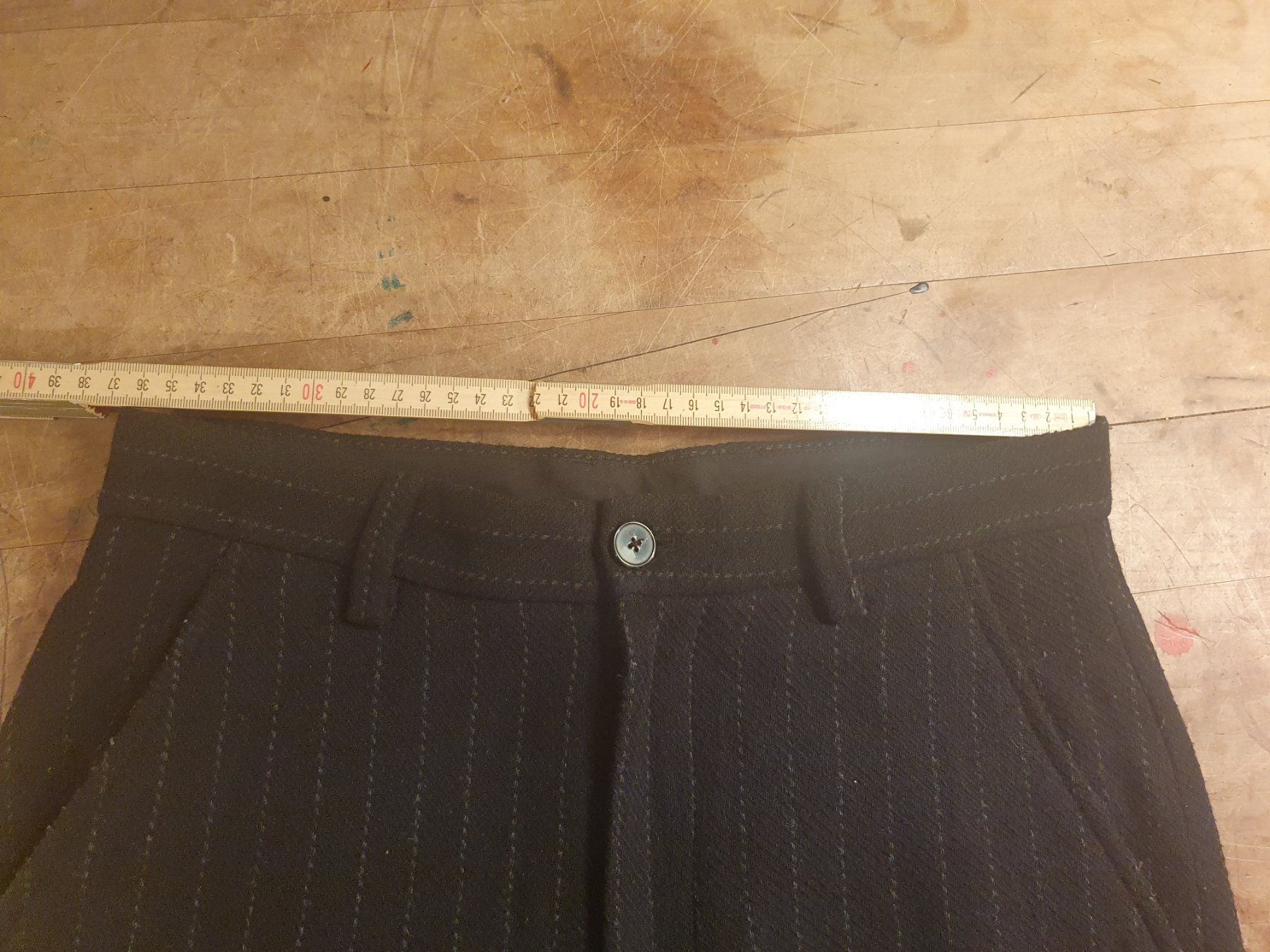 Pantaloni: Karohose Grösse 37 – Usato da Zürich venduto da loosebone 2