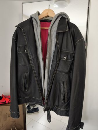 Lederjacke Schwarz mit abnehmbarer Kapuze Grösse L 