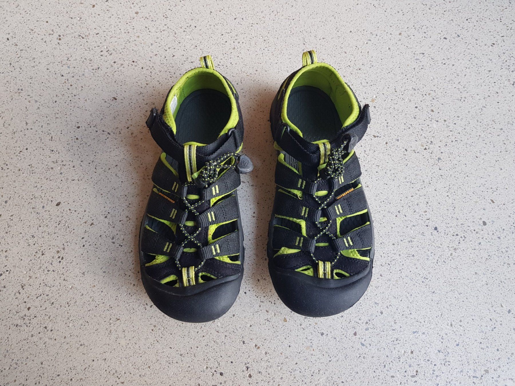 Keen Scarpe per ragazzi: Keen Waterproof Sandale Grösse 37 – Usato da Basel venduto da fafa68 1
