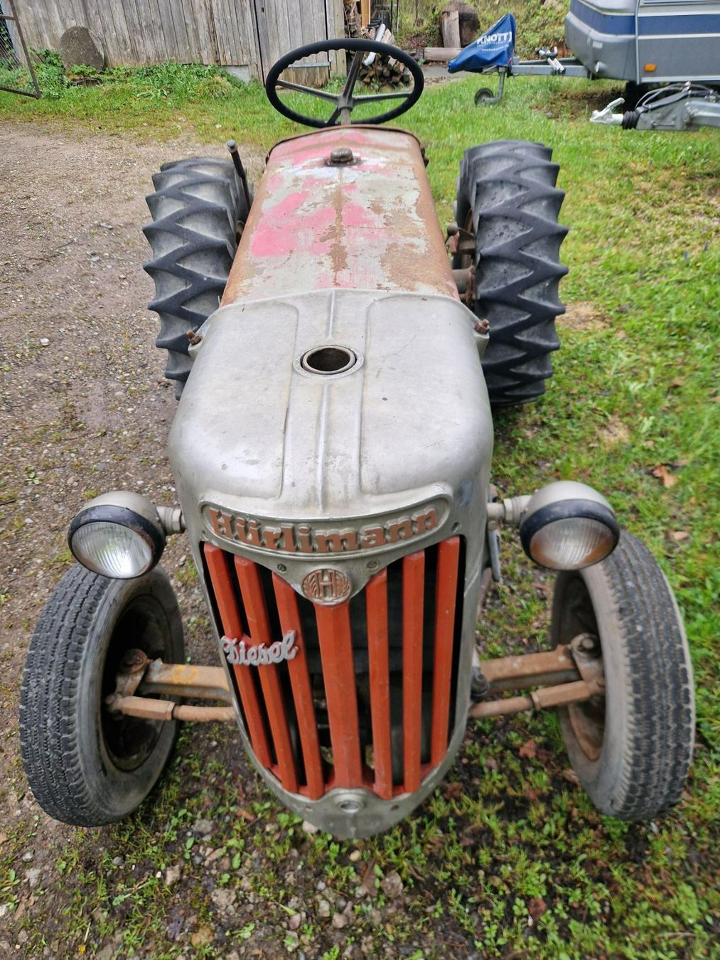 Hürlimann Trattori: Oldtimer Traktor Hürlimann D100 Teileträger – Usato da Dürnten venduto da Bachtel84 2