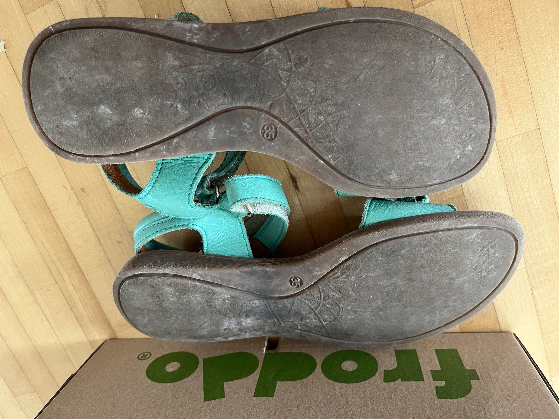 Froddo Scarpe per ragazze: Froddo Leder Sandalen Gr. 35 – Usato da Horgen venduto da Hoppelhase11 2