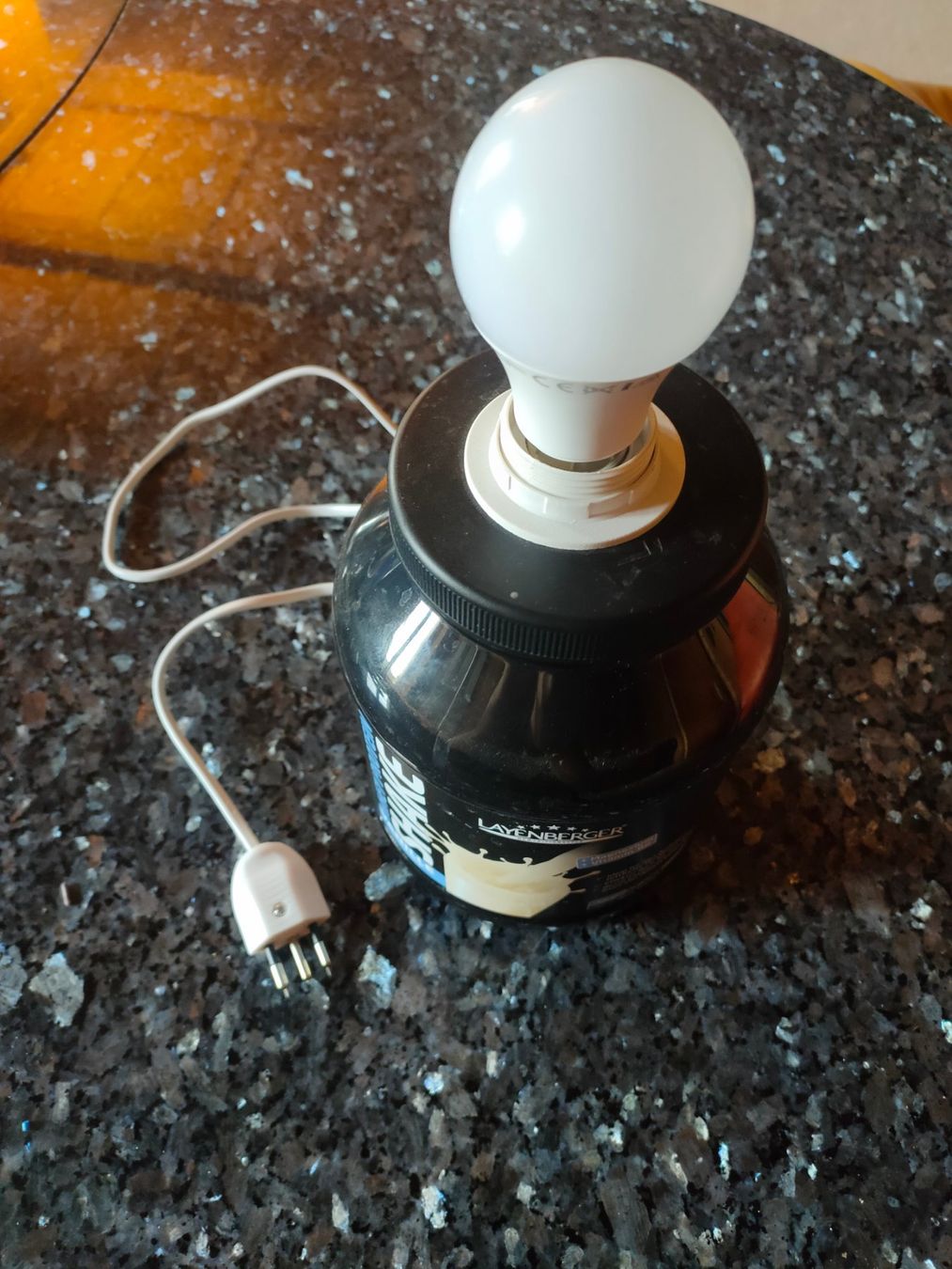 Lampade: Upcycling Tischleuchte Unikat – Nuovo e nell'imballaggio originale da Rothrist venduto da Gleitig 3
