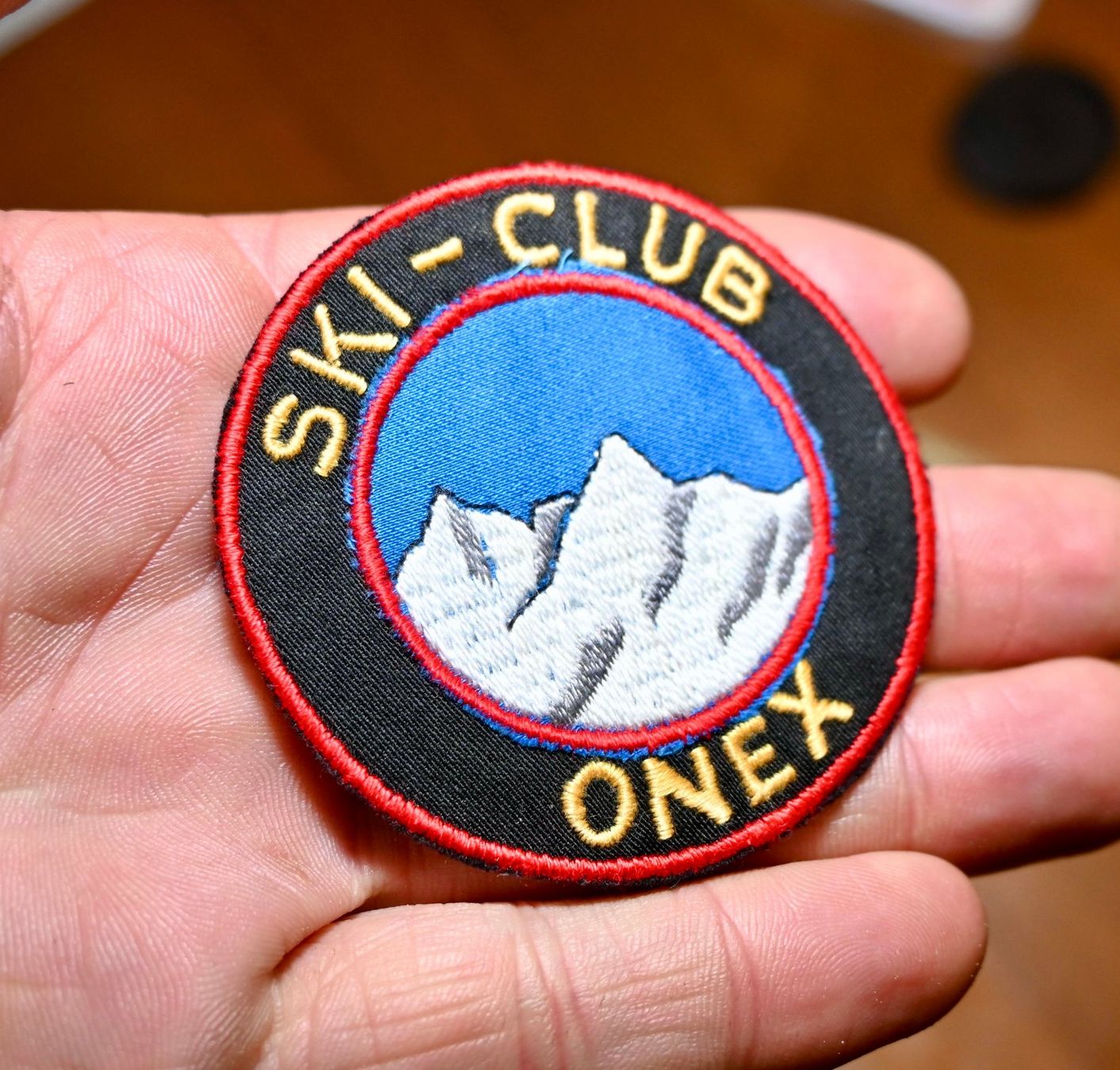Placchette & Badge: Vintage PATCH Ski -  Club Onex  BADGE – Usato da Pfaffhausen venduto da mono_rec