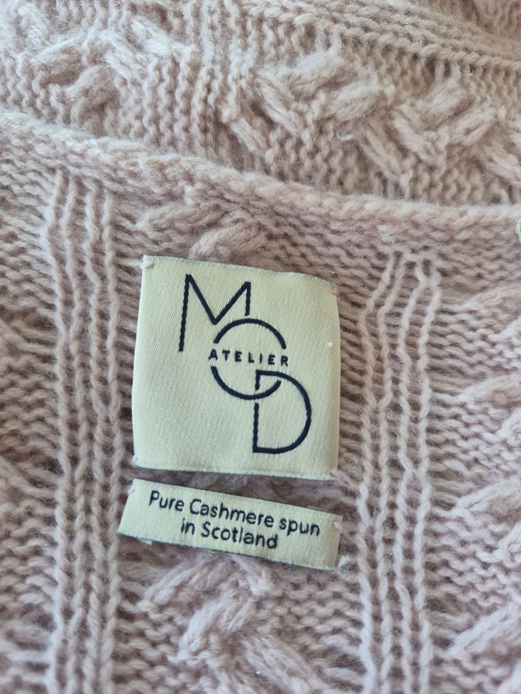 Modissa Giacche: MOD Atelier Pure Cashmere Strickjacke – Usato da Zürich venduto da Mokile 6