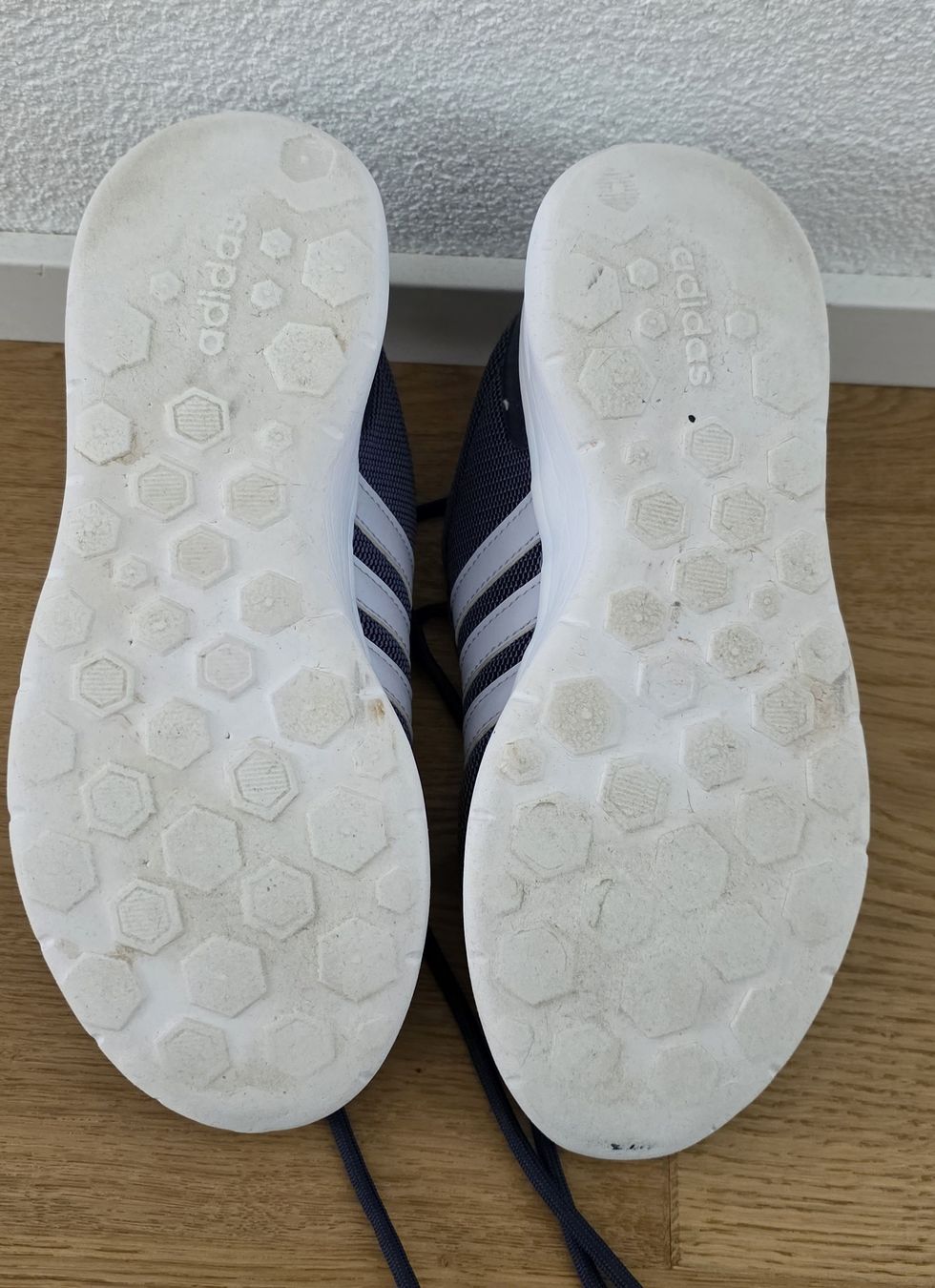 Adidas Herrenschuhe: Adidas Schuhe 36 2/3 – Gebraucht aus Spiez von gbr-stu 5