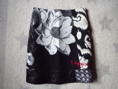 NEUER DESIGUAL Damen Rock Gr 34