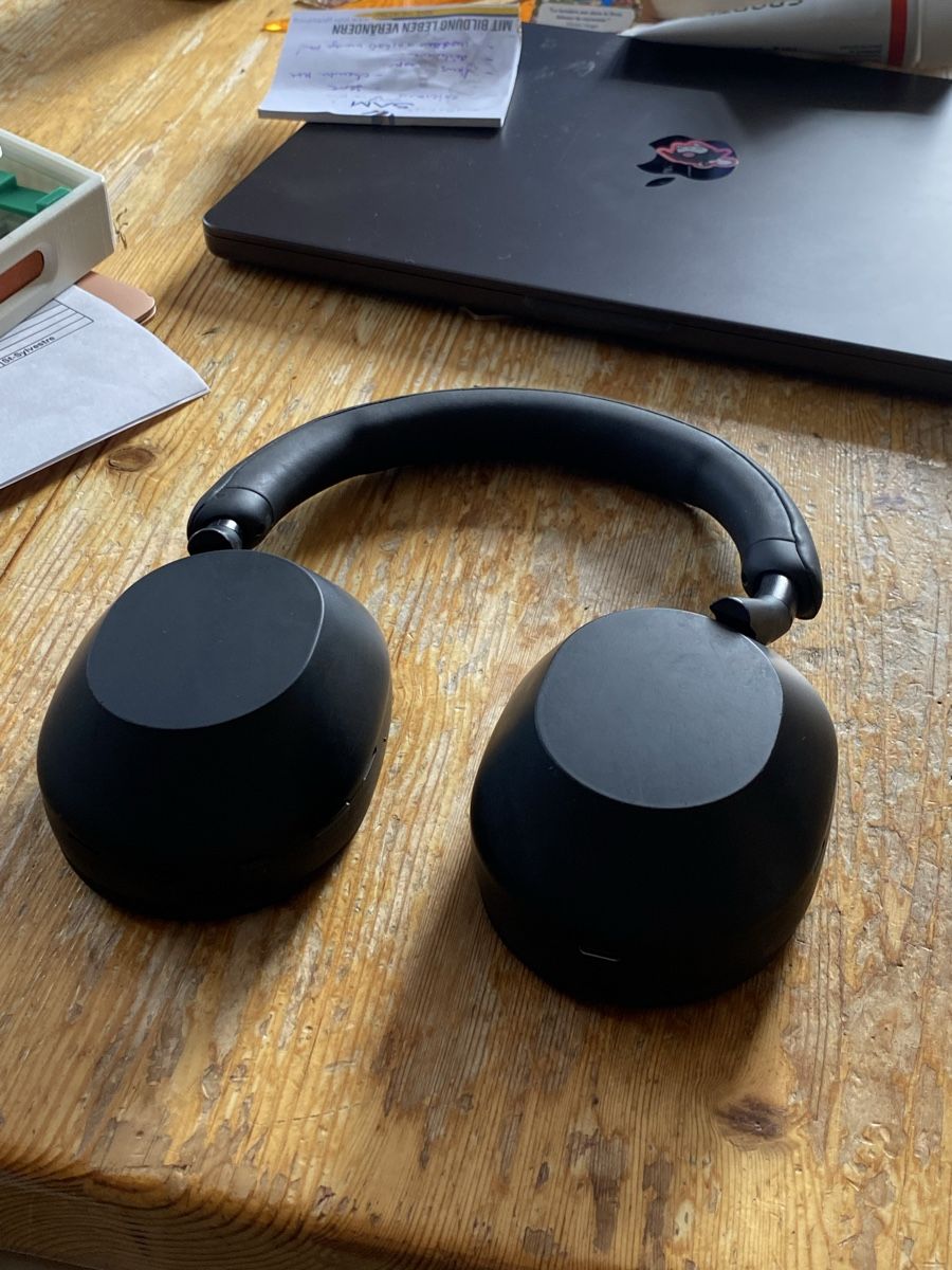 Sony Cuffie: SONY WH-1000XM5 – Usato da Châtillens venduto da zue_z6hs 1