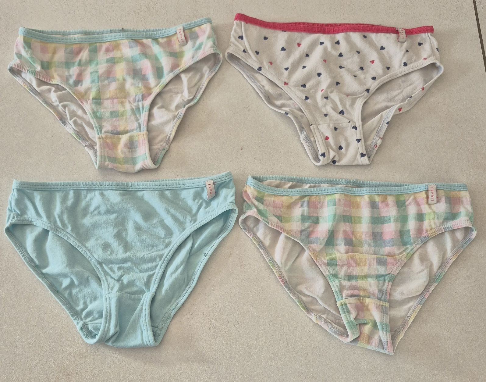 Biancheria intima: Culottes Esprit & Dim taille 146-152 – Usato da Vouvry venduto da Arwenne 2
