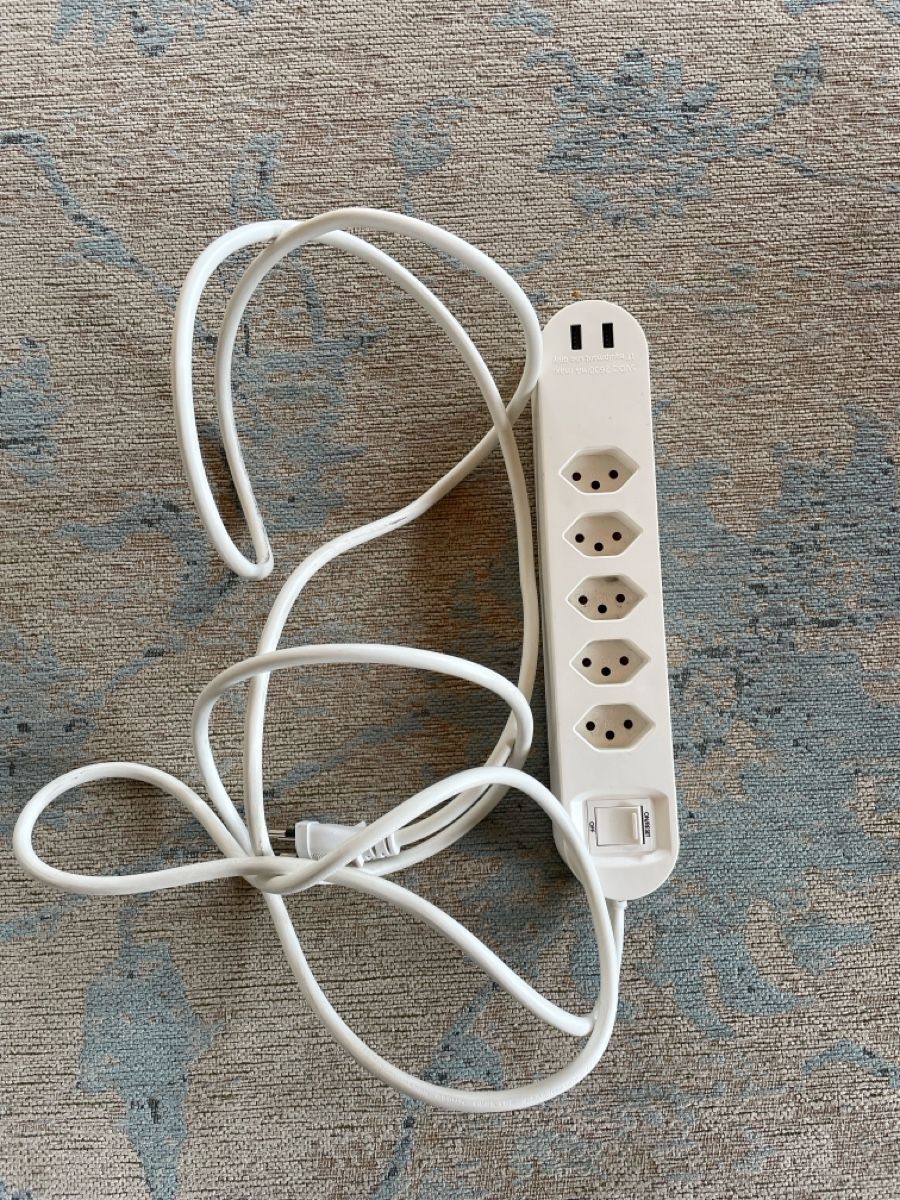 Alimentazione elettrica: Steckdosenleiste – Usato da Freidorf TG venduto da ibipatria