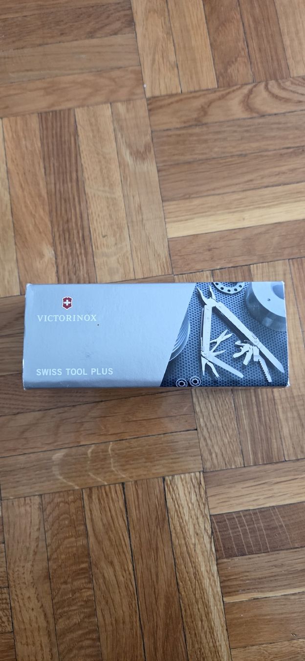 Victorinox Coltelli tascabile: Victorinox Swiss Tool Plus mit Etui  – Nuovo e nell'imballaggio originale da Basel venduto da RekaR 2