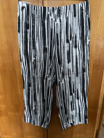 VETONO Sommerhose, Gr. V, Leinen, Schwarz/Weiss gestreift