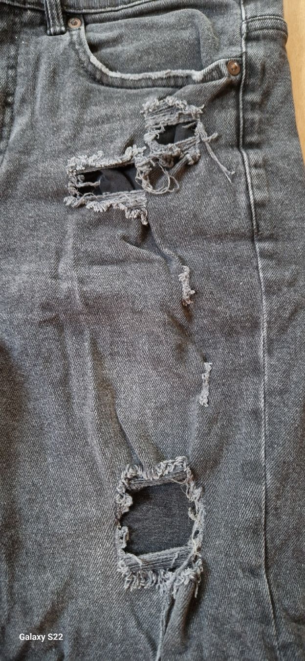 Pull&Bear Jeans: Pull&Bear Kurzhose, Jeans, Slim Fit – Usato da Muri b. Bern venduto da mlu_vgj7 2