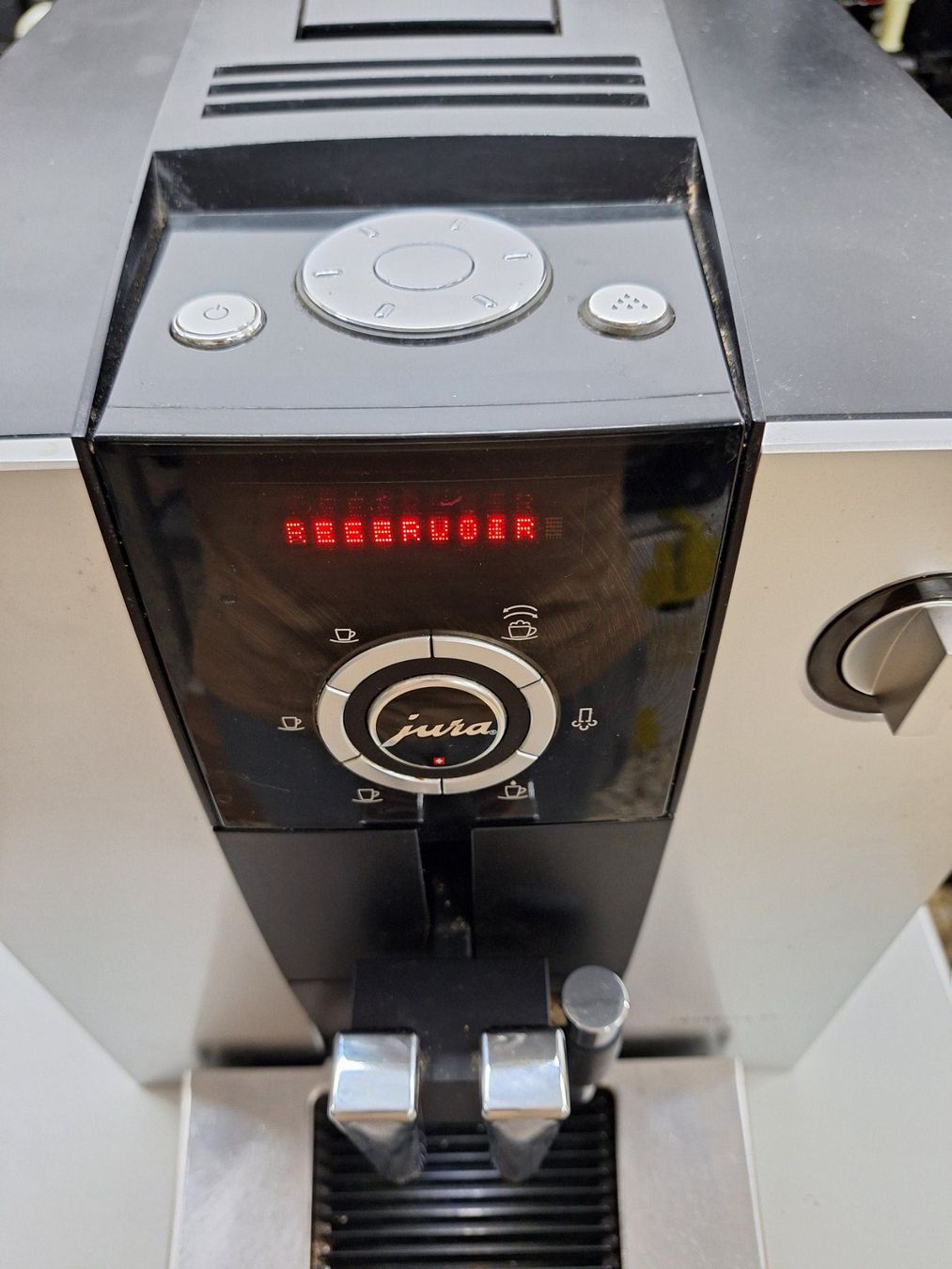 Jura Macchine per caffè & Macchine per espresso: Machine à café JURA F7 – Difettoso da Laconnex venduto da Patkek29 5