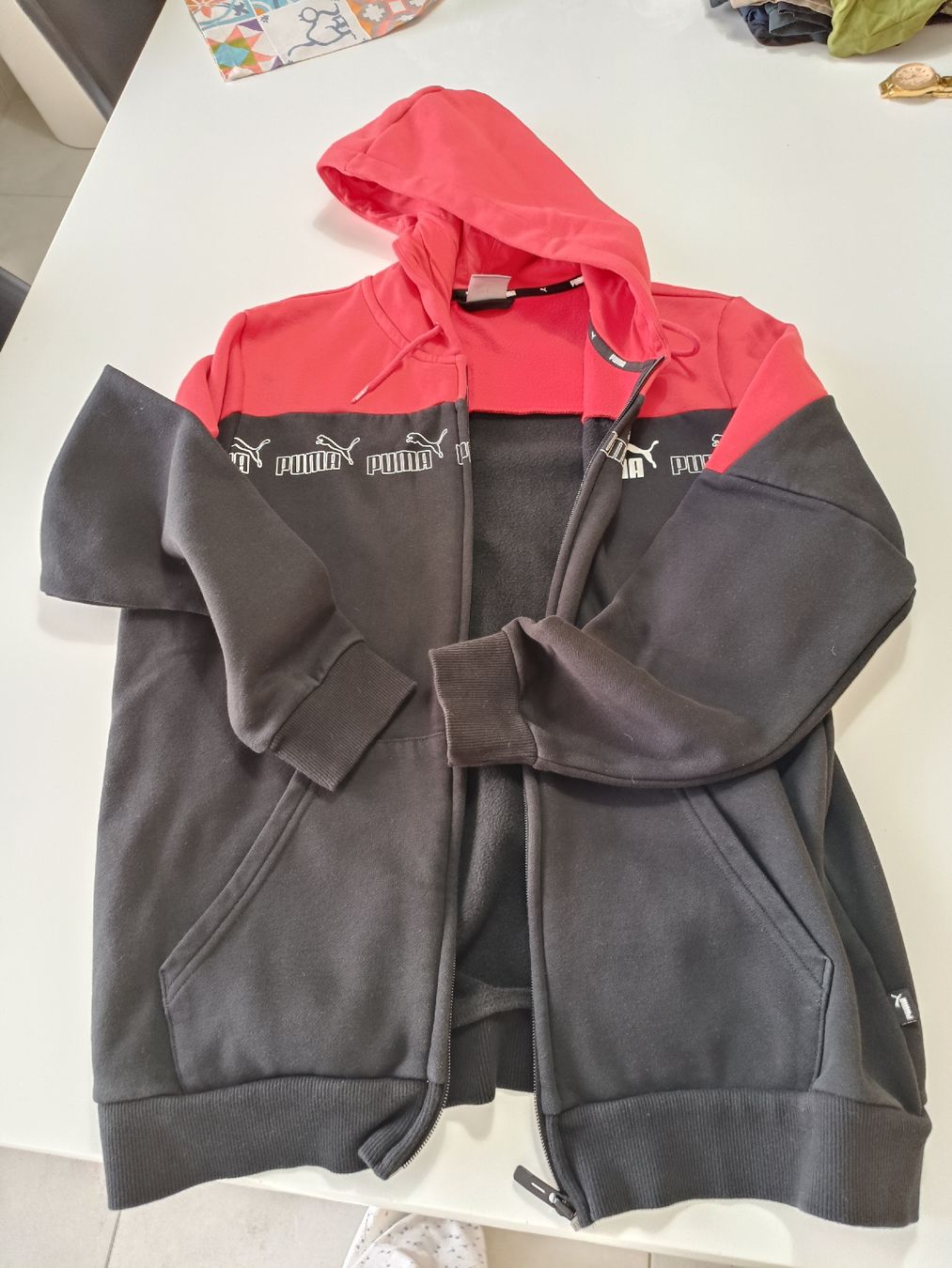 Puma Jacken: jaquette puma – Gebraucht aus Froideville von JF46