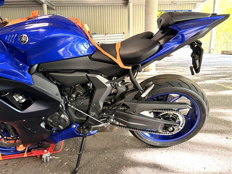 Yamaha Strada: Yamaha R7 ABS – Usato da Winterthur venduto da MCW 7