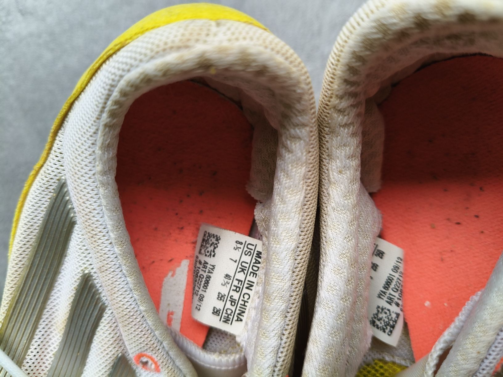 Adidas Chaussures hommes: Nagel-Laufschuhe Gr. 40.1/3 – D'occasion à Riehen par India13 1
