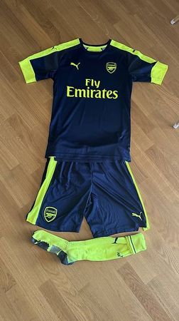 PUMA Arsenal FC Set in Grösse M
