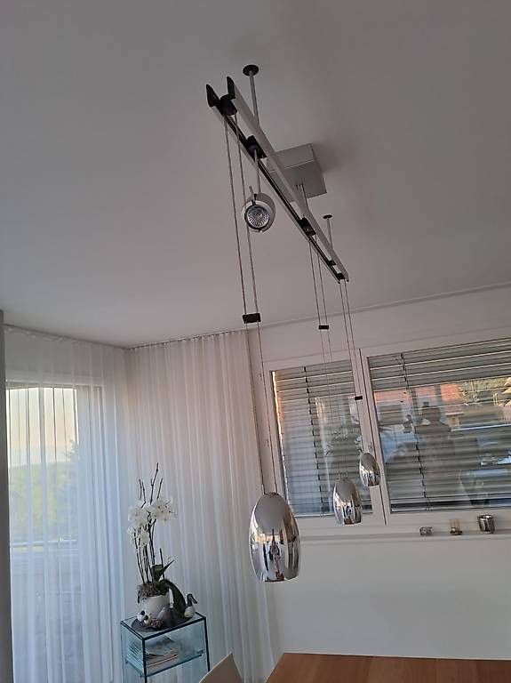 Lampade: LAMPE  mit  SPOTLICHT – Usato da St. Gallen venduto da kratzki01 1