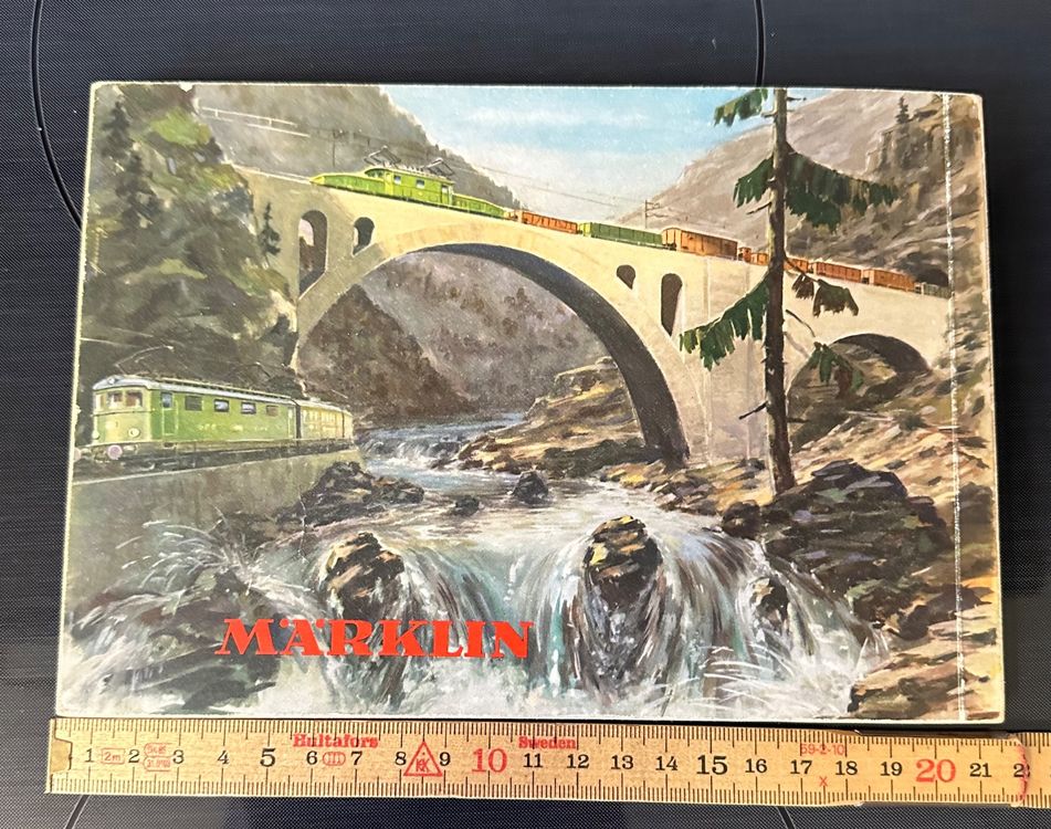 Livre Märklin HO – Die Märklin-Bahn Und Ihr Grosses Vorbild, Réf 753/2, Années 50/60
