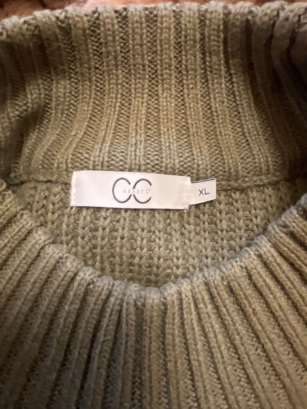 Pullover & Sweatshirts: CC HEART ❤️ Pullunder Khaki  Grösse XL – Neu (gemäss Beschreibung) aus Scuol von Lotus2020 2