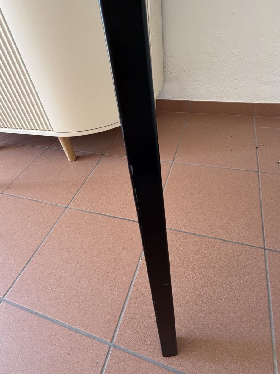 Hay Garderobe: Hay Loop Stand Garderobe gross – Gebraucht aus Küsnacht ZH von Serierdberi