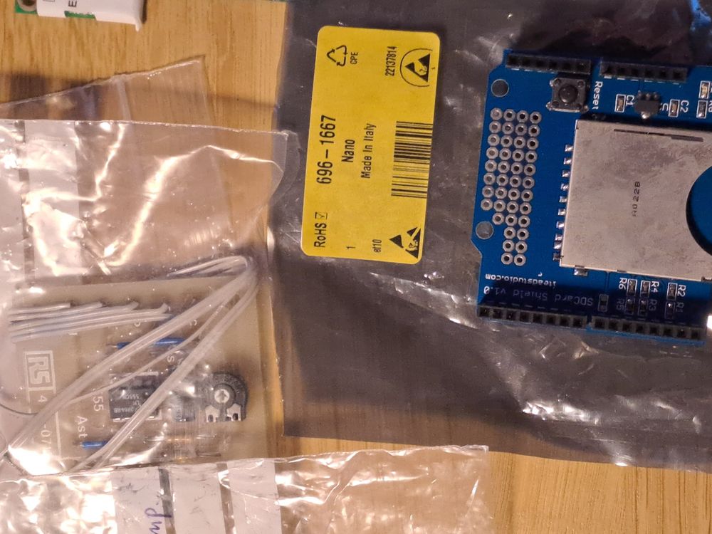 Electronic Components Surplus Stock Kaufen auf Ricardo