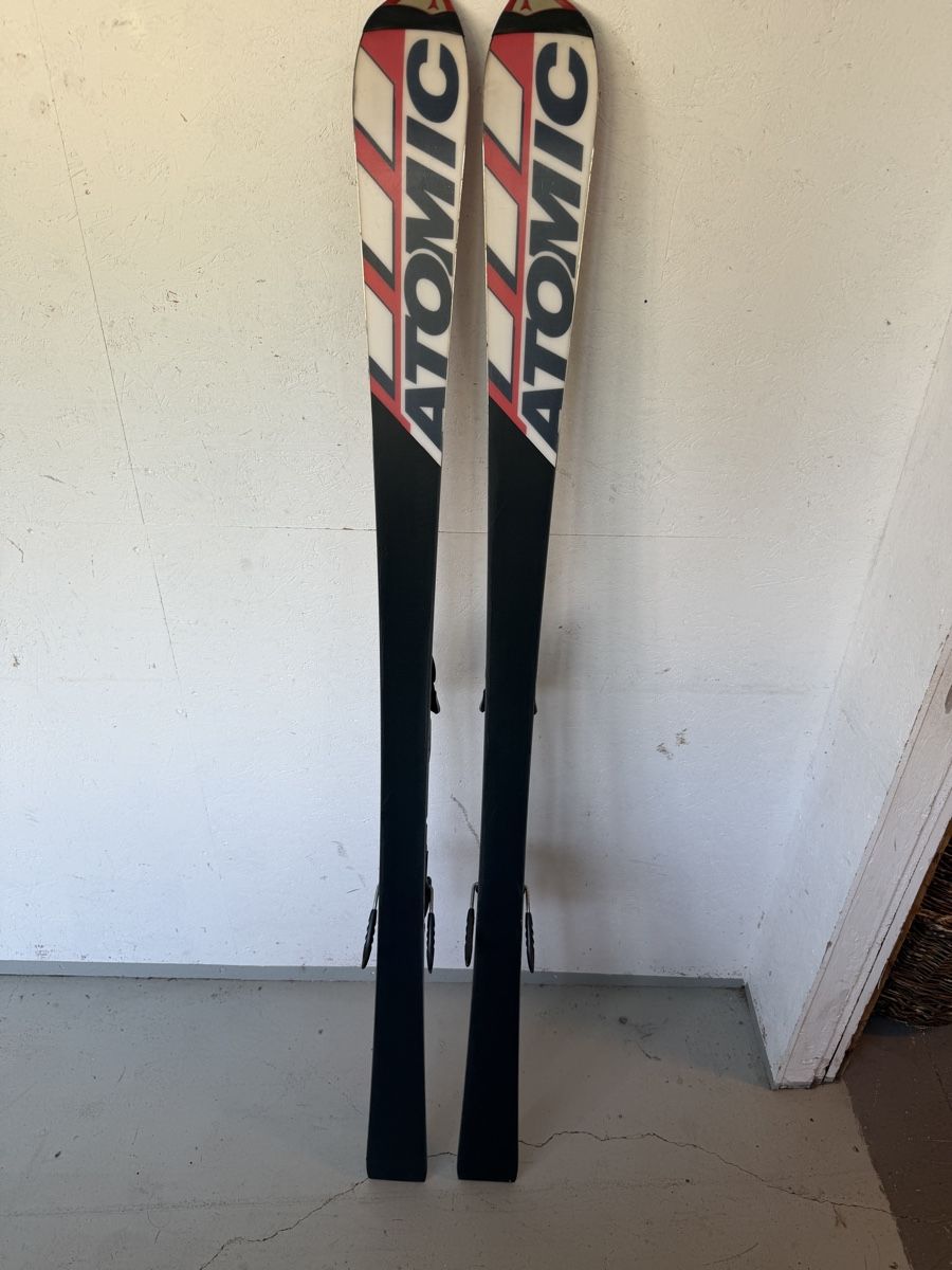 Atomic Skis: Atomic SL 12 165cm – Gebraucht aus Murten von Ski-Outlet 4