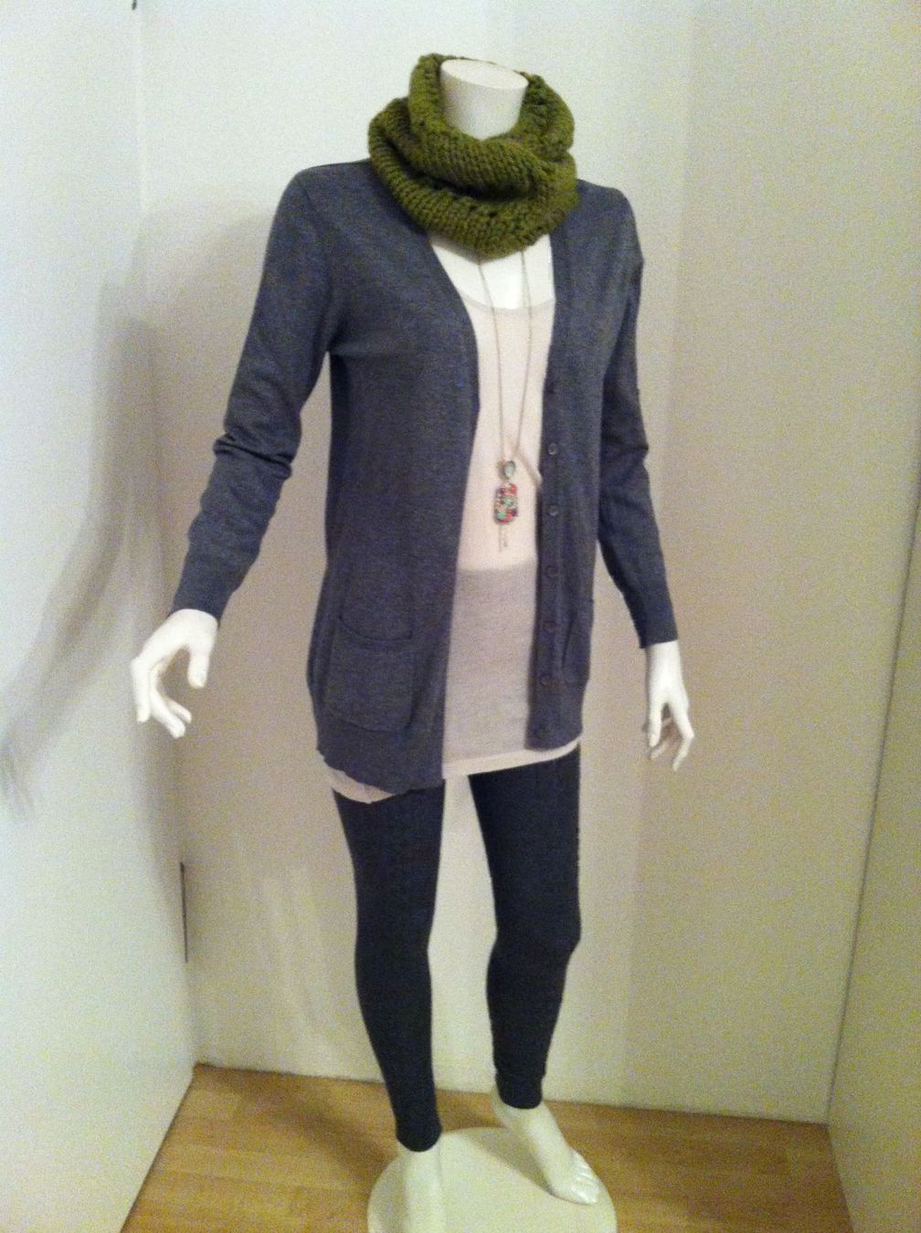 Mango Giacche: 🤩MANGO STRICK-JACKE GRAU LANG NEU & D&G P. – Nuovo (secondo la descrizione) da Olten venduto da Naja-Twins-Twins 7