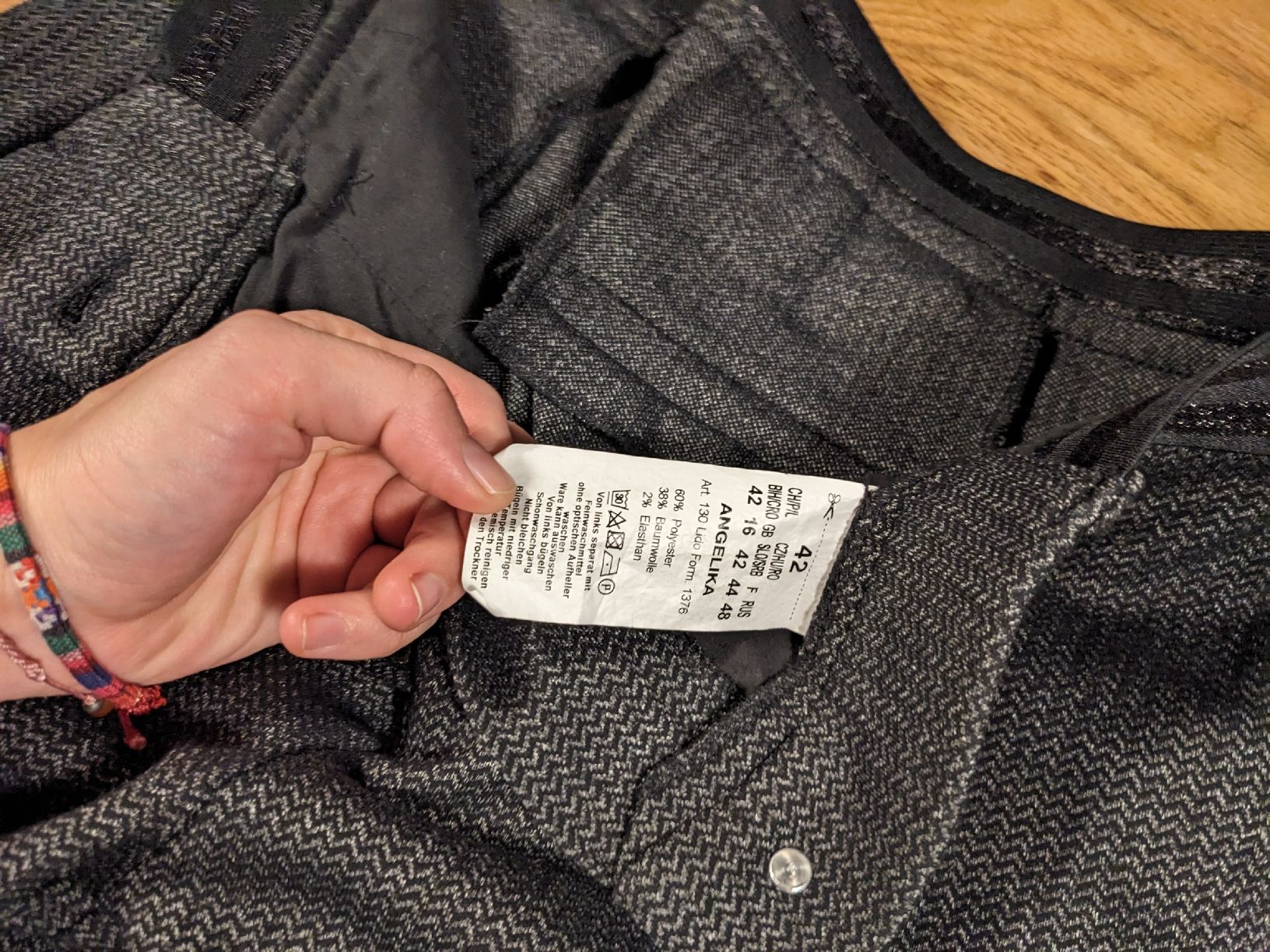 Manor Hosen: Schicke, warme Stoffhose Gr. 42 Grau – Gebraucht aus Basel von labaffe01 4