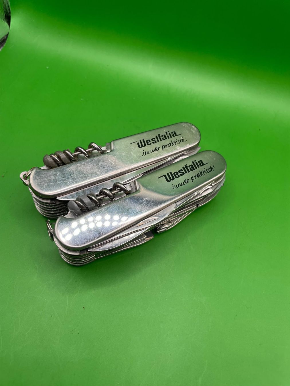 Couteaux de poche: Taschenmesser  – D'occasion à Unterlangenegg par can_rf8g