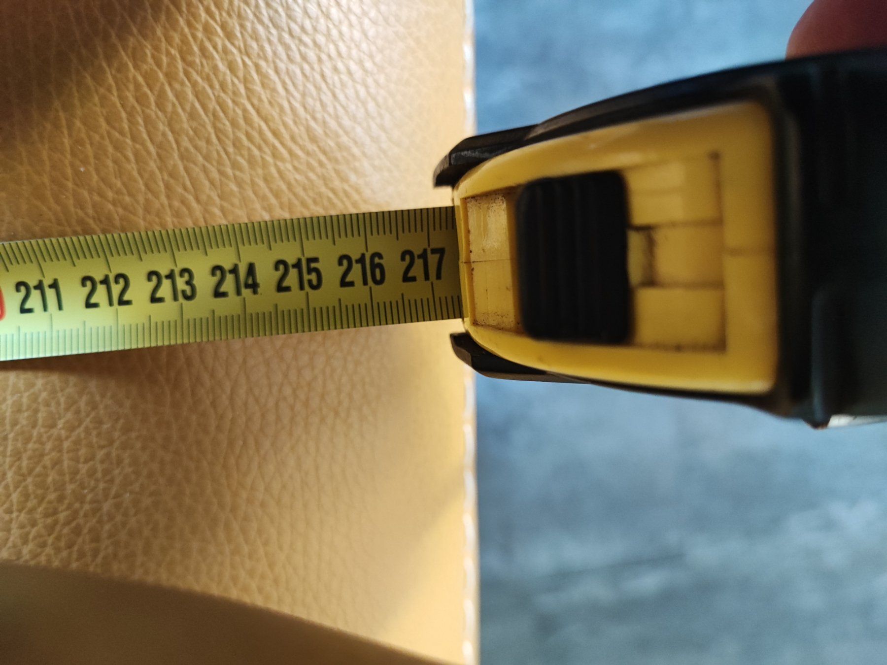 Pfister Divani: Gelbes Ledersofa – Usato da Kreuzlingen venduto da mini013 2