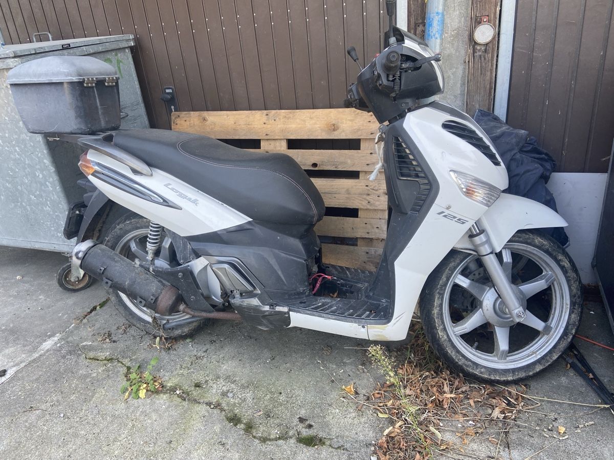 Scooter: Scooter  – Difettoso da Gurmels venduto da T7.220
