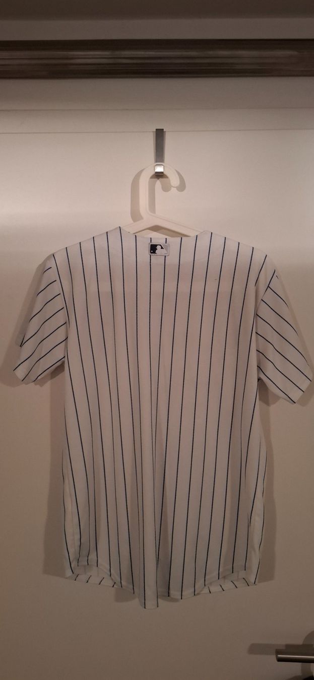 T-shirt: lots Tshirt USA sport – Usato da Chancy venduto da dave58v 7