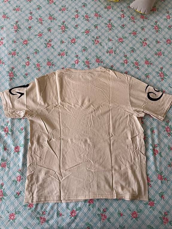 T-shirt: T-SHIRT CON STAMPA YOURTURN 2 – Usato da Caslano venduto da Dr.Bread 1