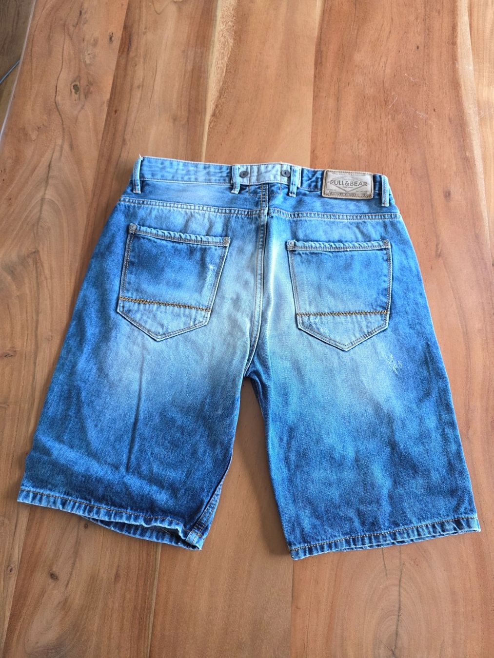 Jeans: Jeans Short Pull&Bear Unisex Blau Grösse 42 Baumwolle. – Usato da Zürich venduto da Leica.C89 5