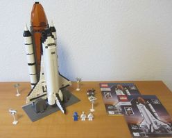 LEGO Sculptures 10231 " Shuttle Expedition "