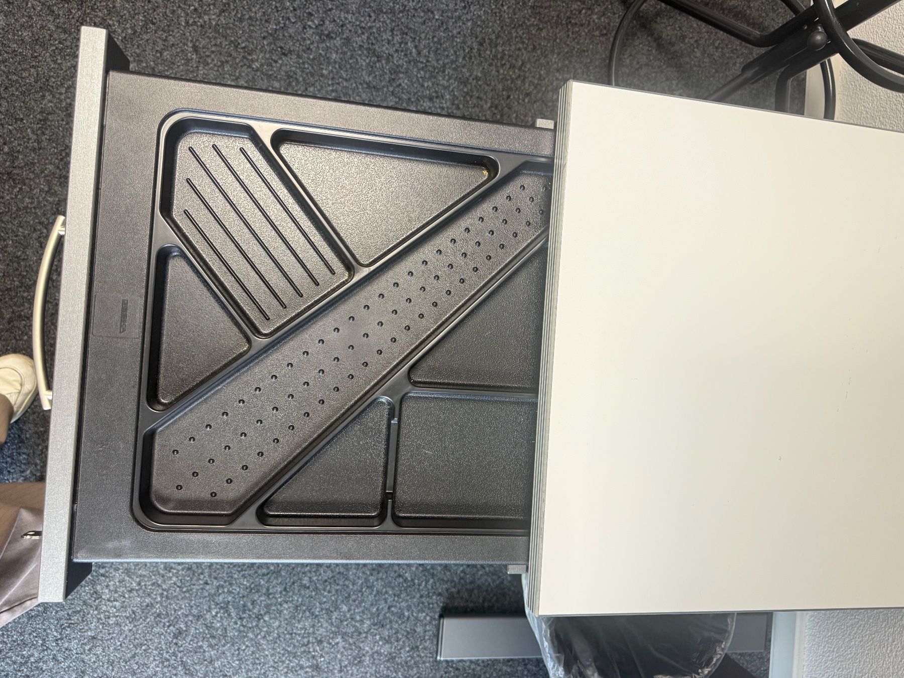 Schränke: Schrank – Gebraucht aus Zürich von off_7ktg 5