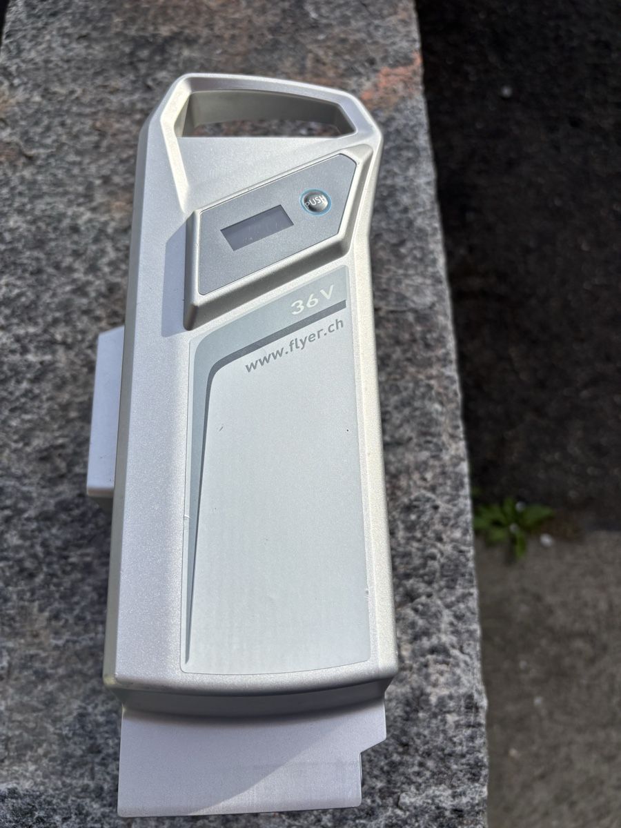 Flyer Akkus: Flyer Akku 36 Volt – Defekt aus Kleindietwil von Hermi2017