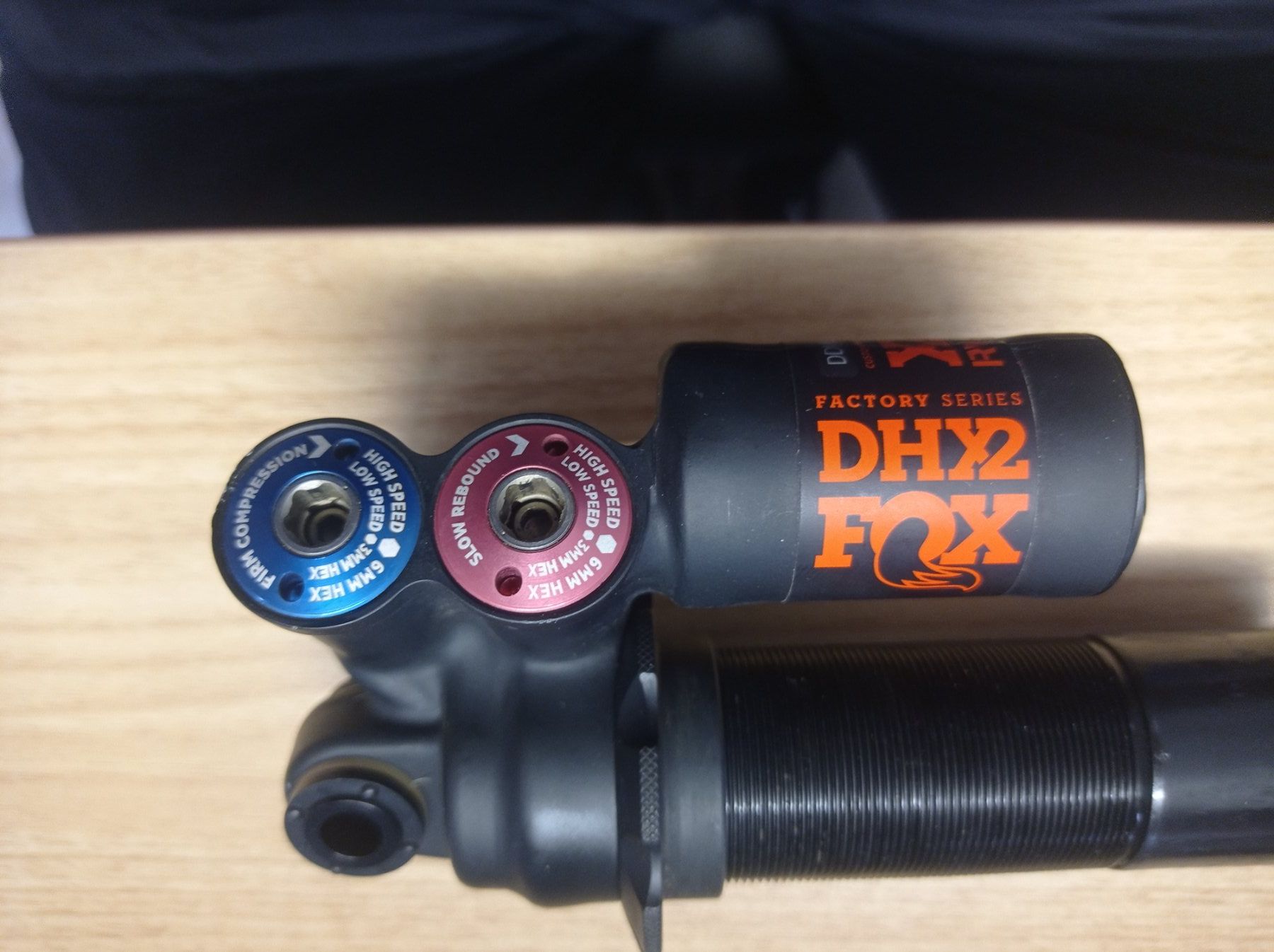 Fox Pezzi di ricambio: Fox DHX2 Factory coil – Usato da Lützelflüh-Goldbach venduto da Knuesi0 2