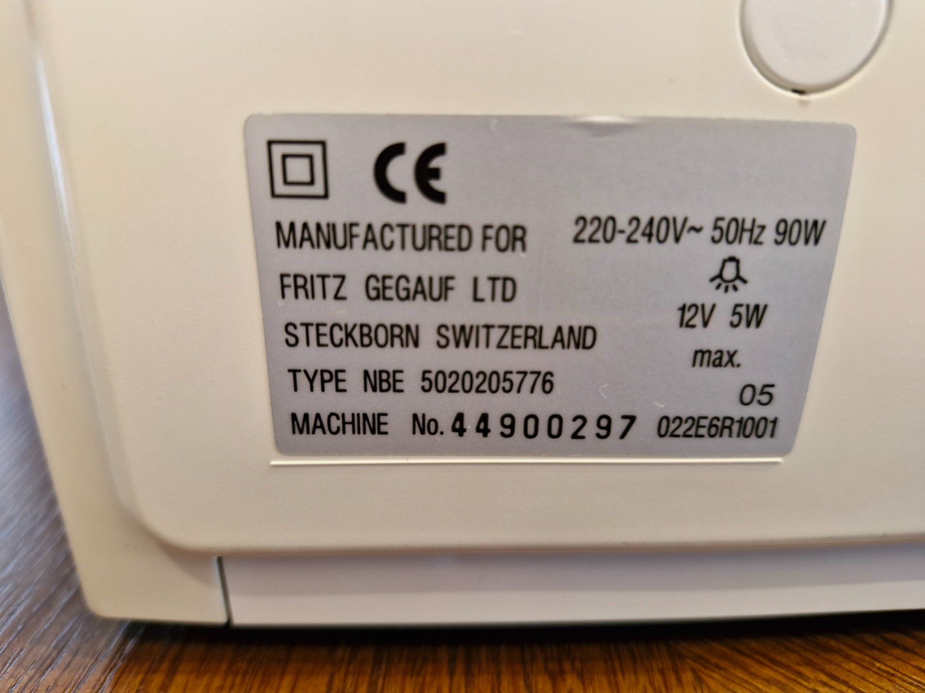 Bernina Macchine da cucire: Nähmaschine Bernina Bernette 90e – Usato da Willisau venduto da Scherw1 7