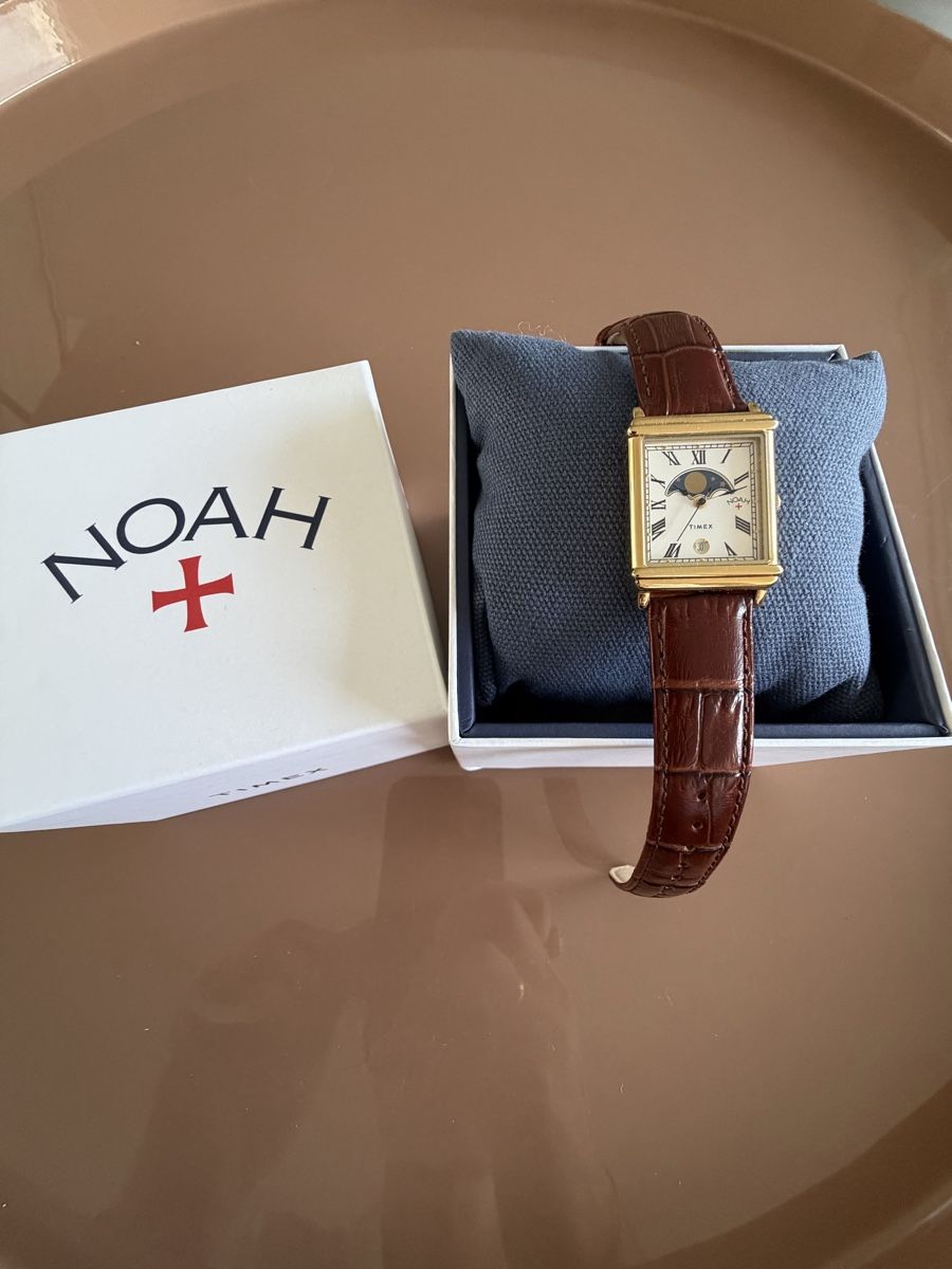 Timex Uhren: Noah x Timex Moon Phase Watch – Neu (gemäss Beschreibung) aus Thalwil von LLIIOORR 2