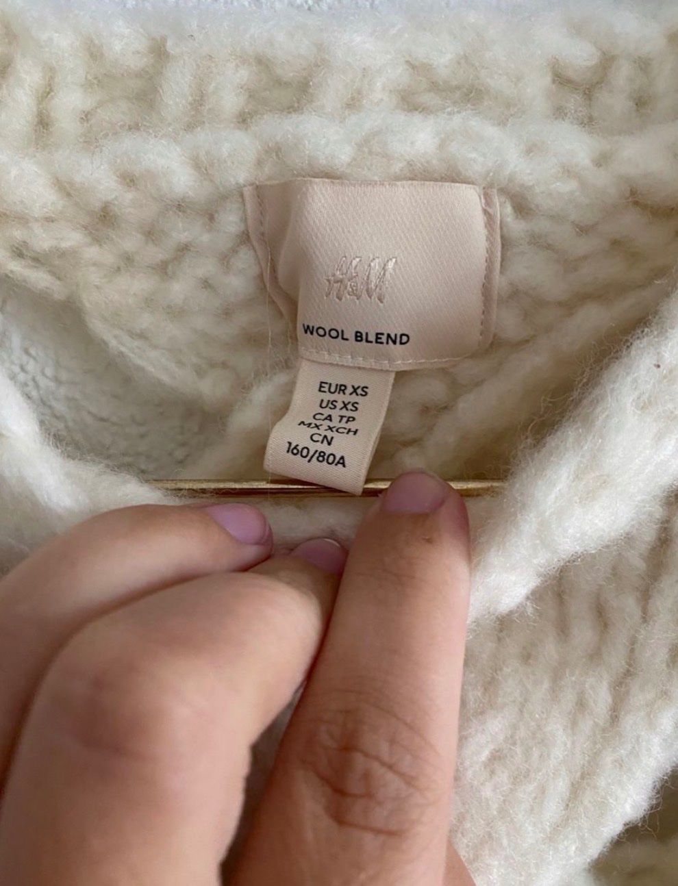 H&M Maglioni & Felpe: H&M STRICKPULLOVER ZOPFMUSTER CREME WEISS GR.XS – Usato da Menziken venduto da Fluriology 3