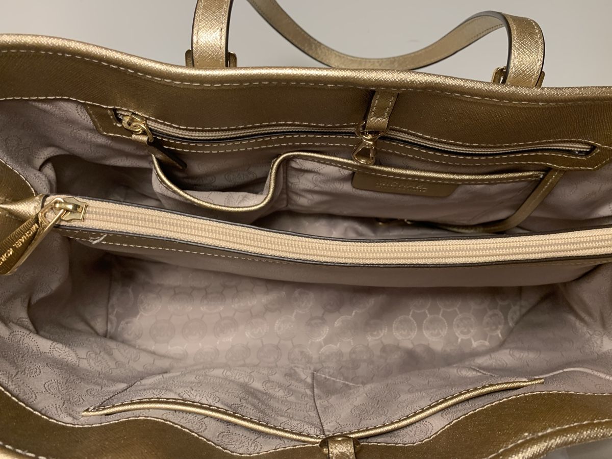 Michael Kors Borse da donna: Michael Kors Shopper, gold Farben – Usato da Nunningen venduto da silvermoon68 4