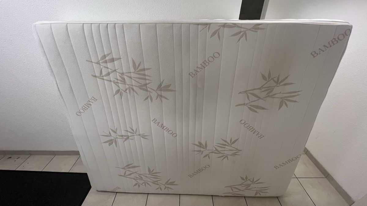 Matelas: Matelas 160x200 – D'occasion à Châtel-St-Denis par val_88bl 1