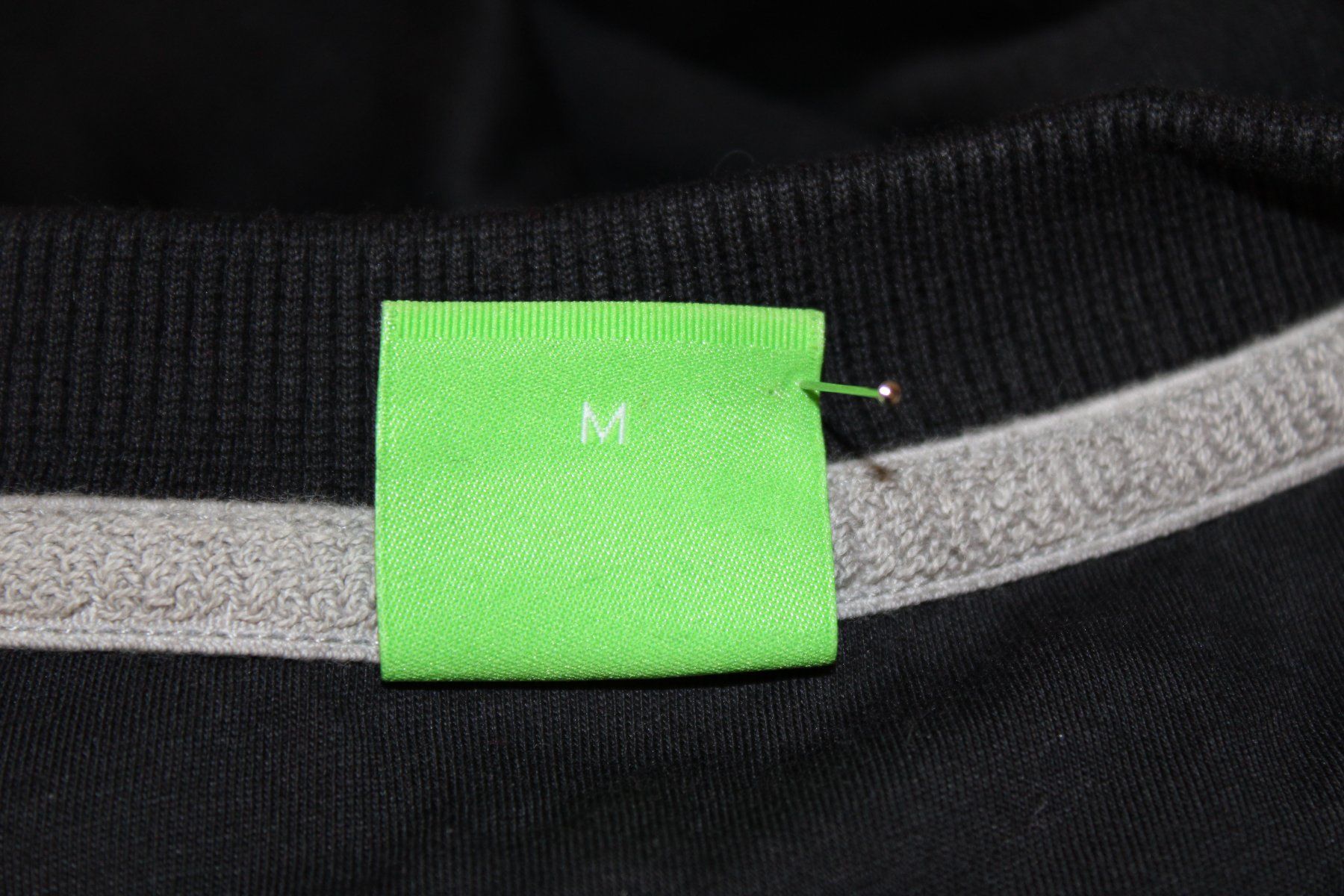Hugo Boss Maglioni & Felpe: Pullover von *HUGO BOSS* – Usato da Schaan venduto da antikes_und_kurioses 6