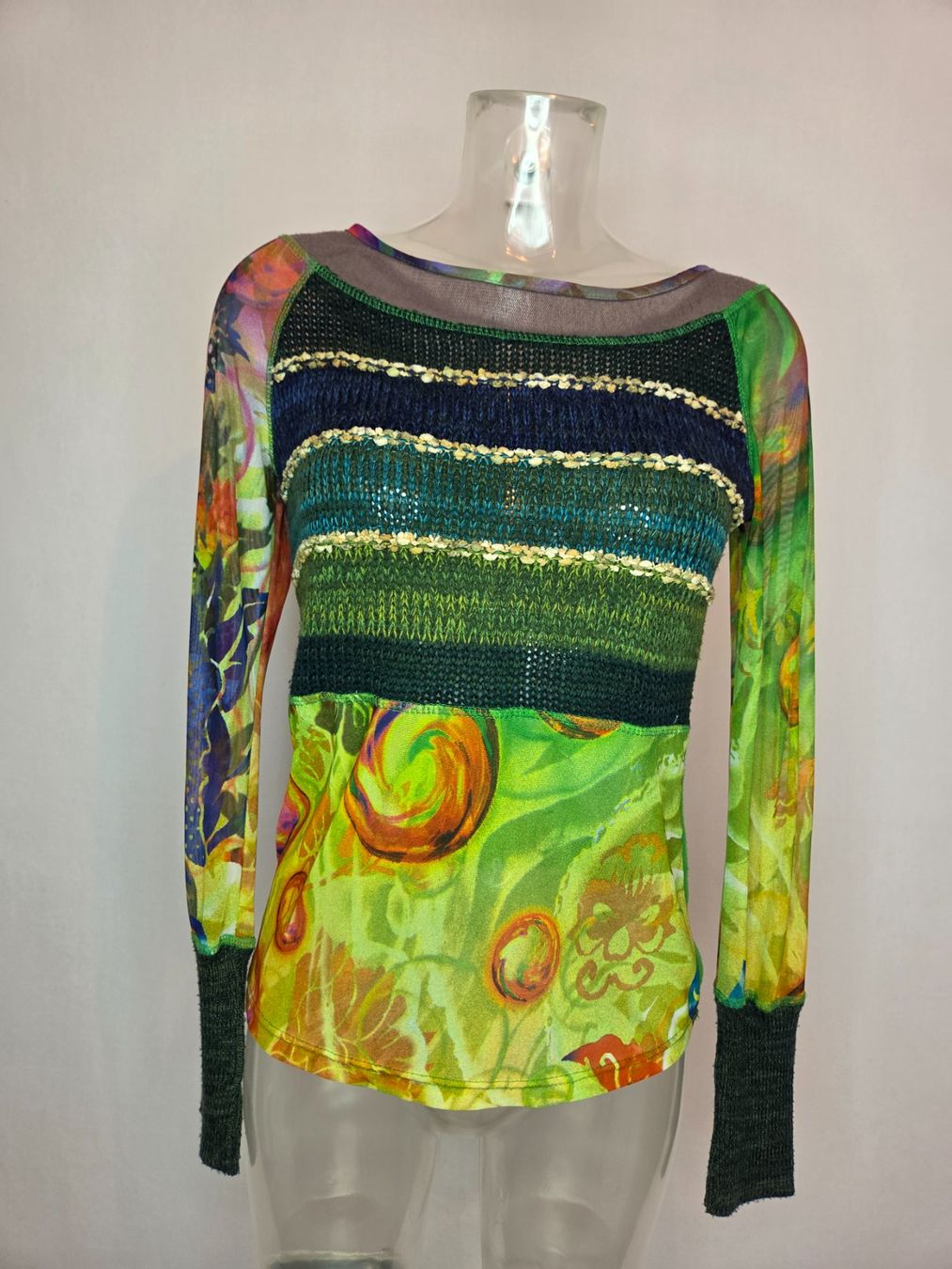 Top: Lulu-H Mesh Strick Top Y2K S/M – Usato da Bern venduto da -Aniko-