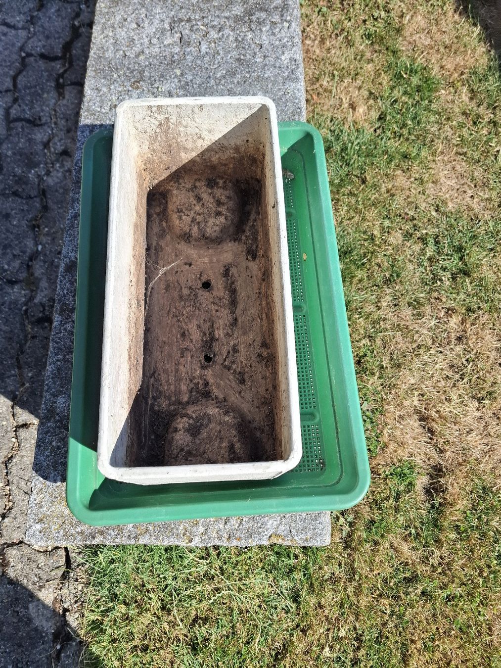 Eternit Vasi per fiori: 3 Eternit Blumenkiste – Usato da wattwil venduto da espen12